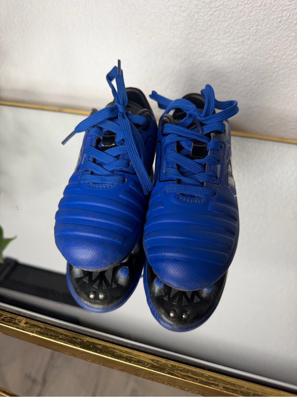 Youth Royal Blue Lace-Up Soccer Sneakers